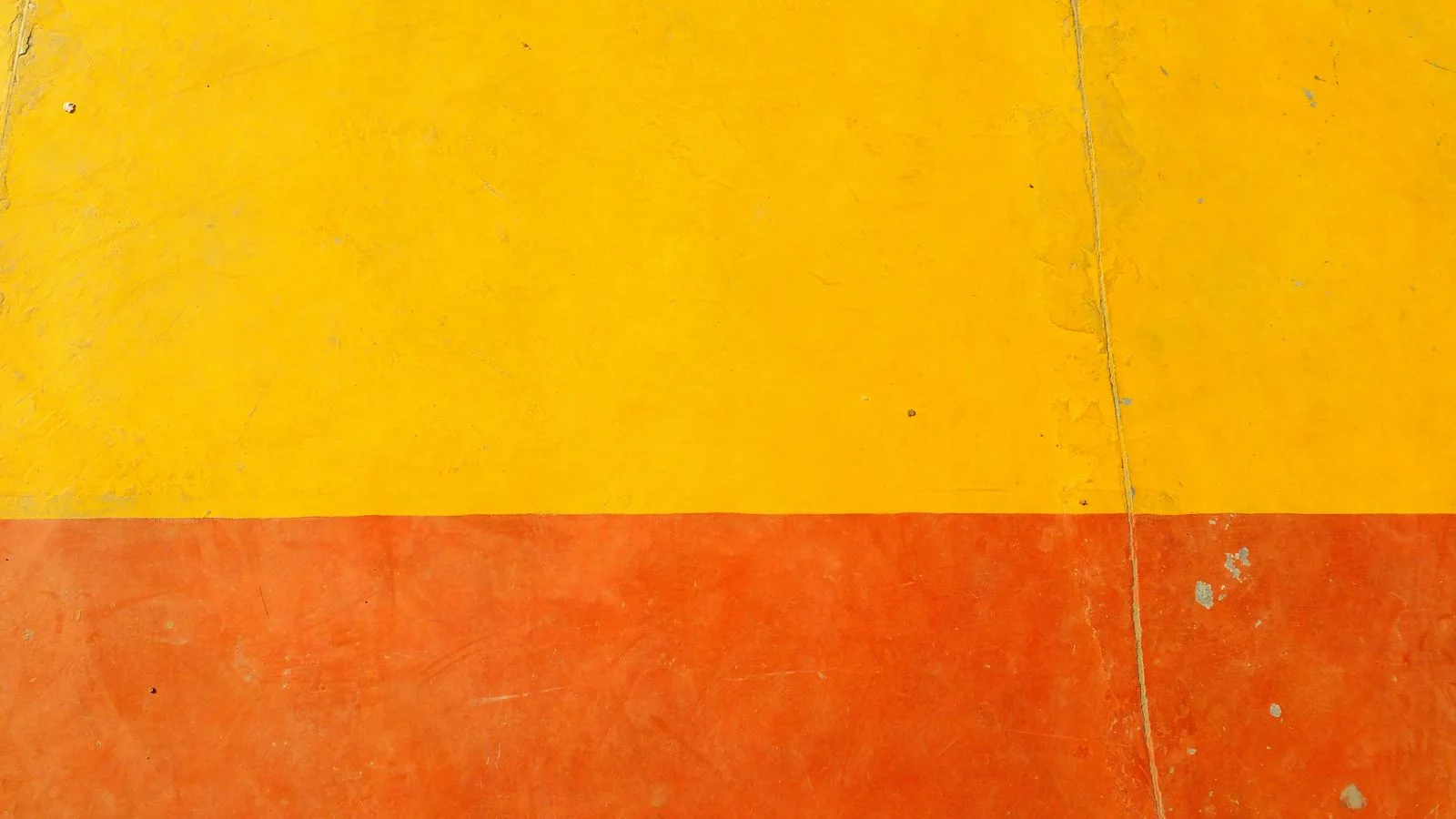 Warm wall — Anna Kovalenko